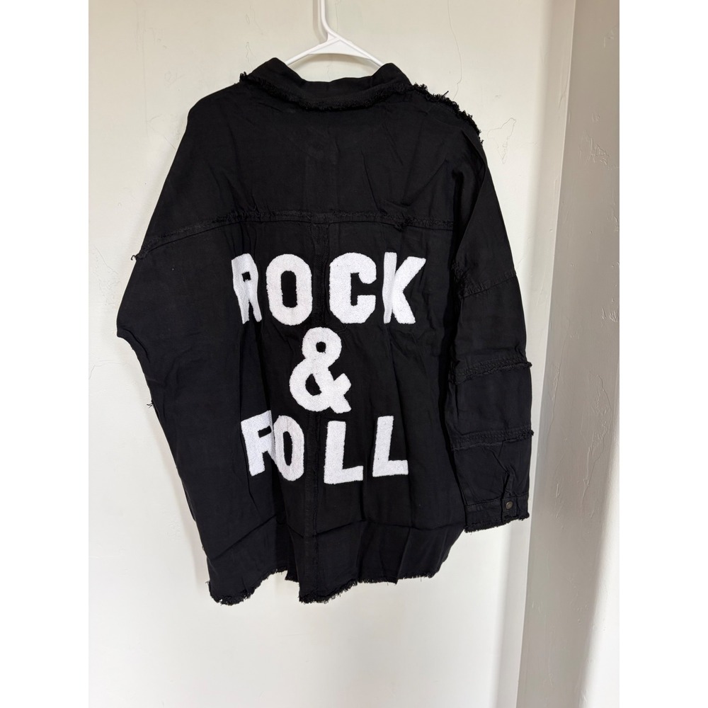 Elan Rock & Roll Distressed Denim Jacket Black Raw Edge Graphic Shacket DE8121 L